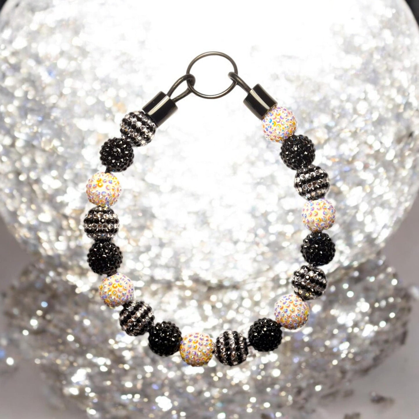 Paw'ting on the Glitz Beaded Collar, Dog Fashion, Cute Accessories for Dogs, Pet Gift, Fun Gift for Pet Lovers, Dog Collar